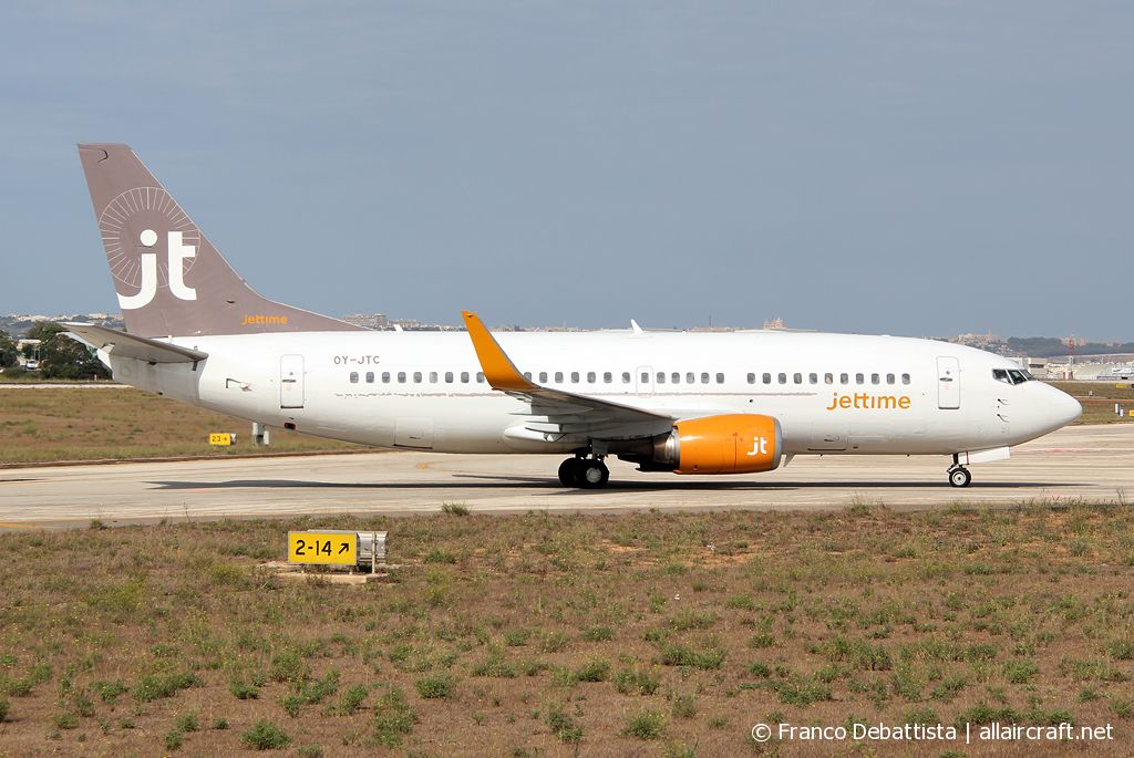 OY-JTC · Boeing 737-3L9(WL) · (MLA / LMML)