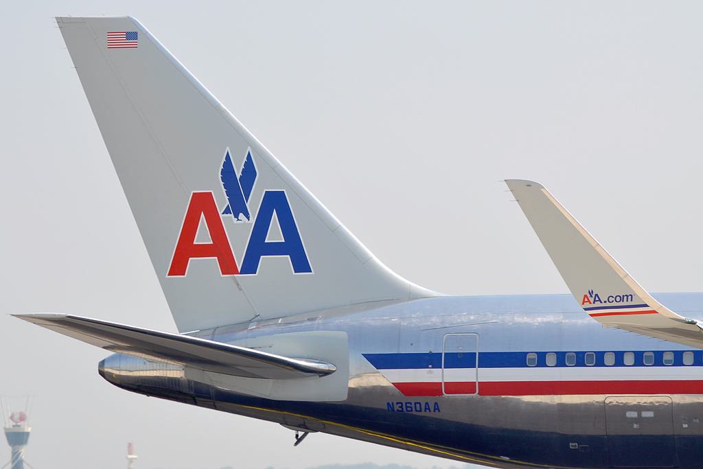 N360AA · Boeing 767-323/ER · (MXP / LIMC)