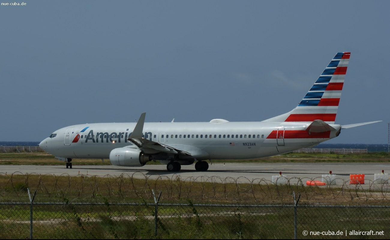 N923AN · Boeing 737-823(WL) · (MBJ / MKJS)