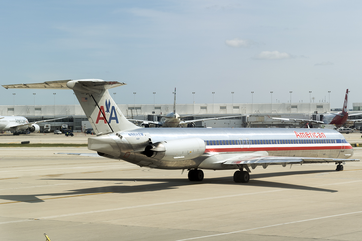 N9628W · McDonnell Douglas MD-83 · (ORD / KORD)