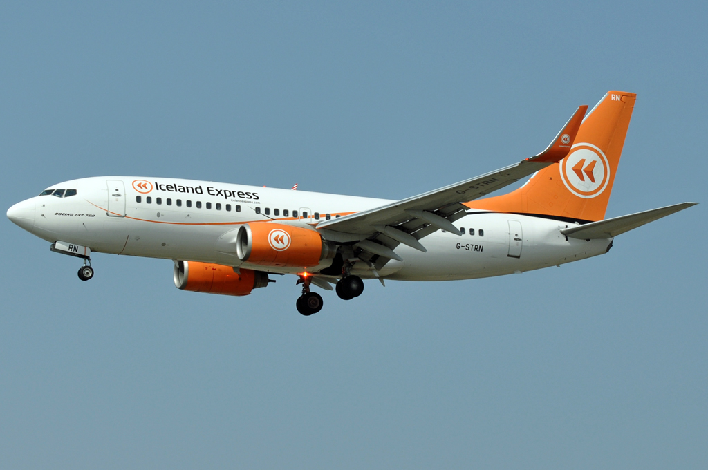 G-STRN · Boeing 737-7L9(WL) · (CPH / EKCH)