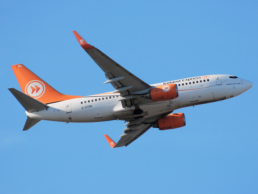 G-STRN · Boeing 737-7L9(WL) · (CPH / EKCH)