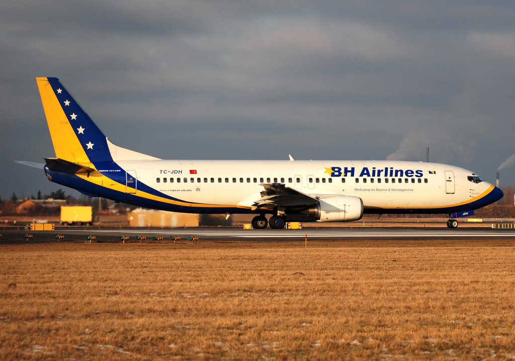 TC-JDH · Boeing 737-4Y0 · (CPH / EKCH)