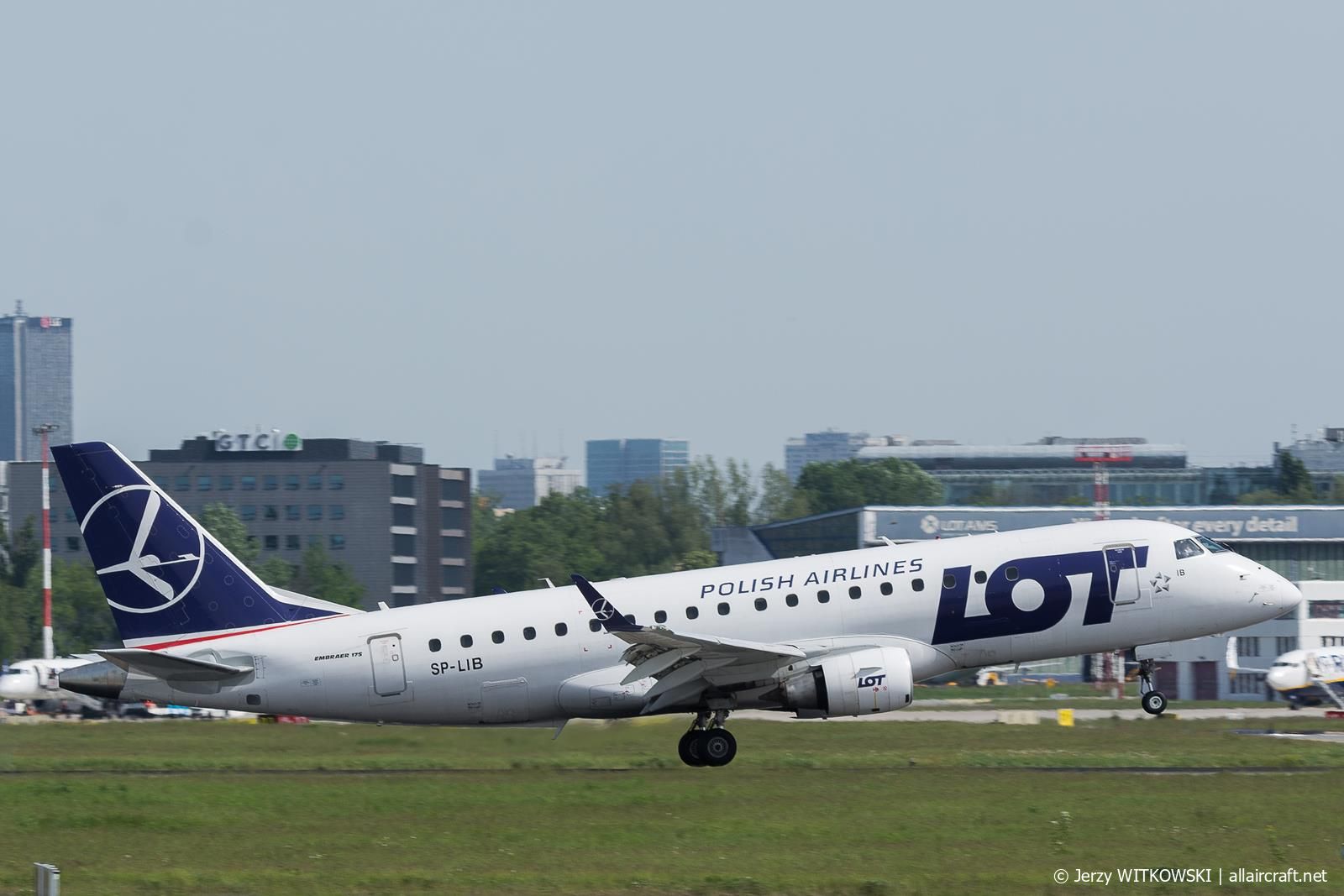 SP-LIB · Embraer 170-200STD · (WAW / EPWA)