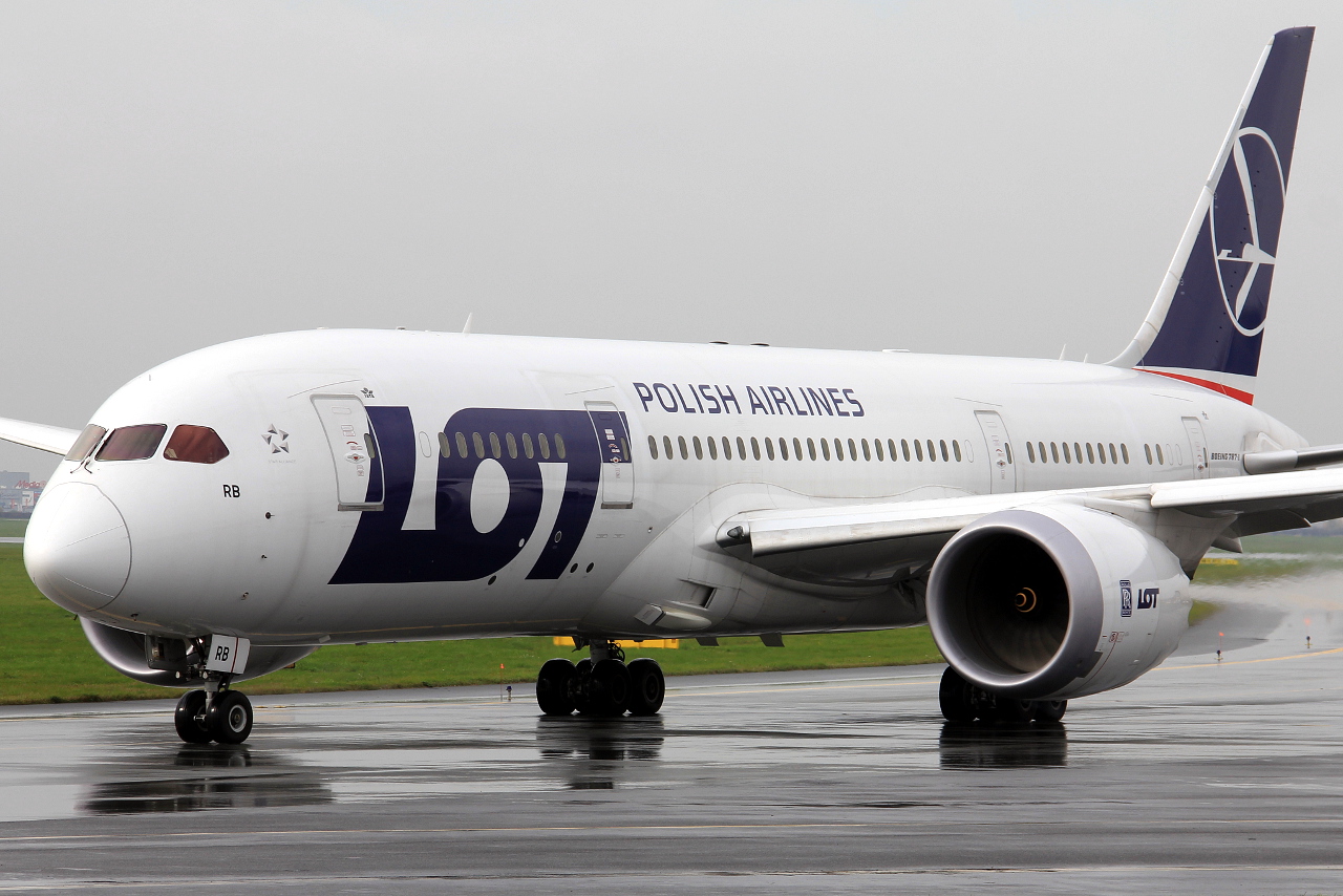 SP-LRB · Boeing 787-8 Dreamliner · (WAW / EPWA)