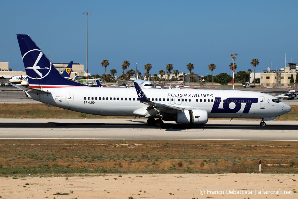 SP-LWD · Boeing 737-89P(WL) · (MLA / LMML)