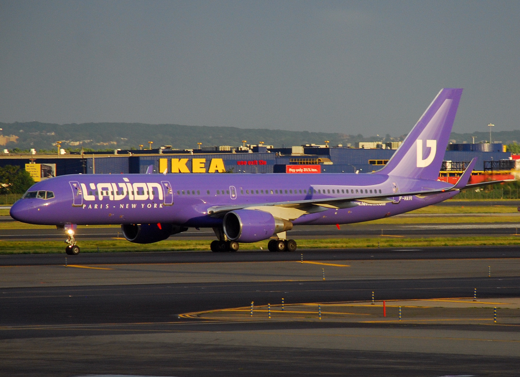 F-HAVI · Boeing 757-26D(WL) · (EWR / KEWR)