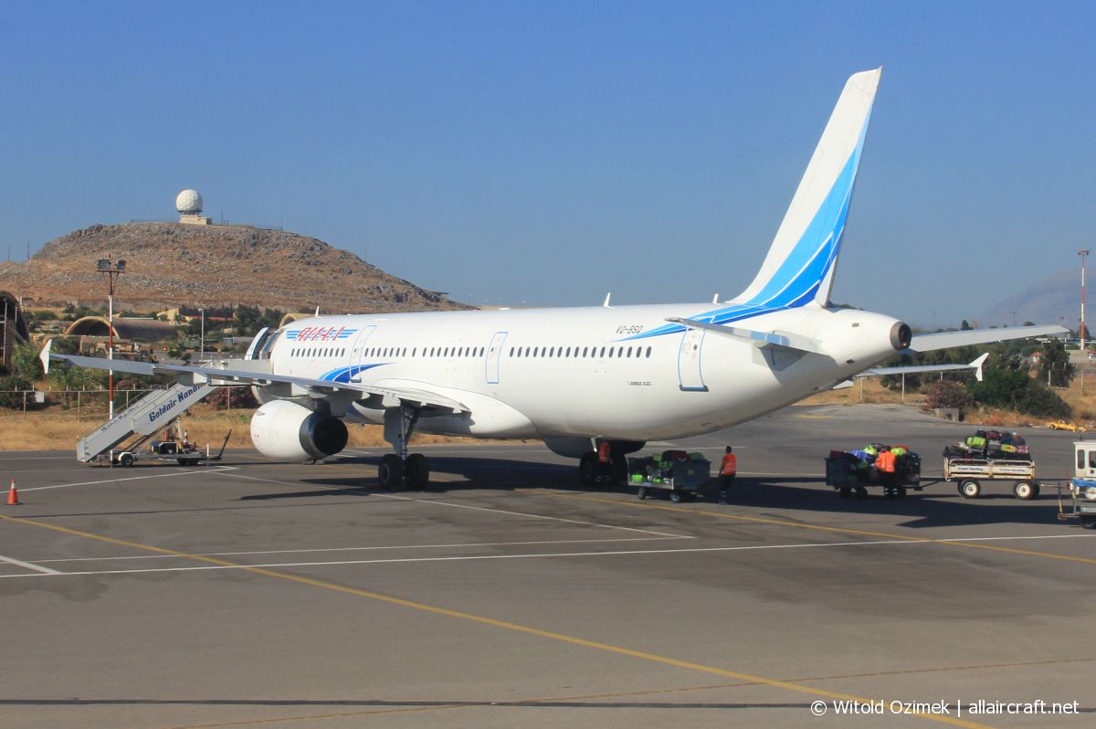 VQ-BSQ · Airbus A321-231 · (HER / LGIR)