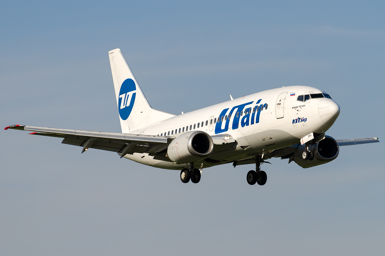 VP-BYL · Boeing 737-524 · (VKO / UUWW)