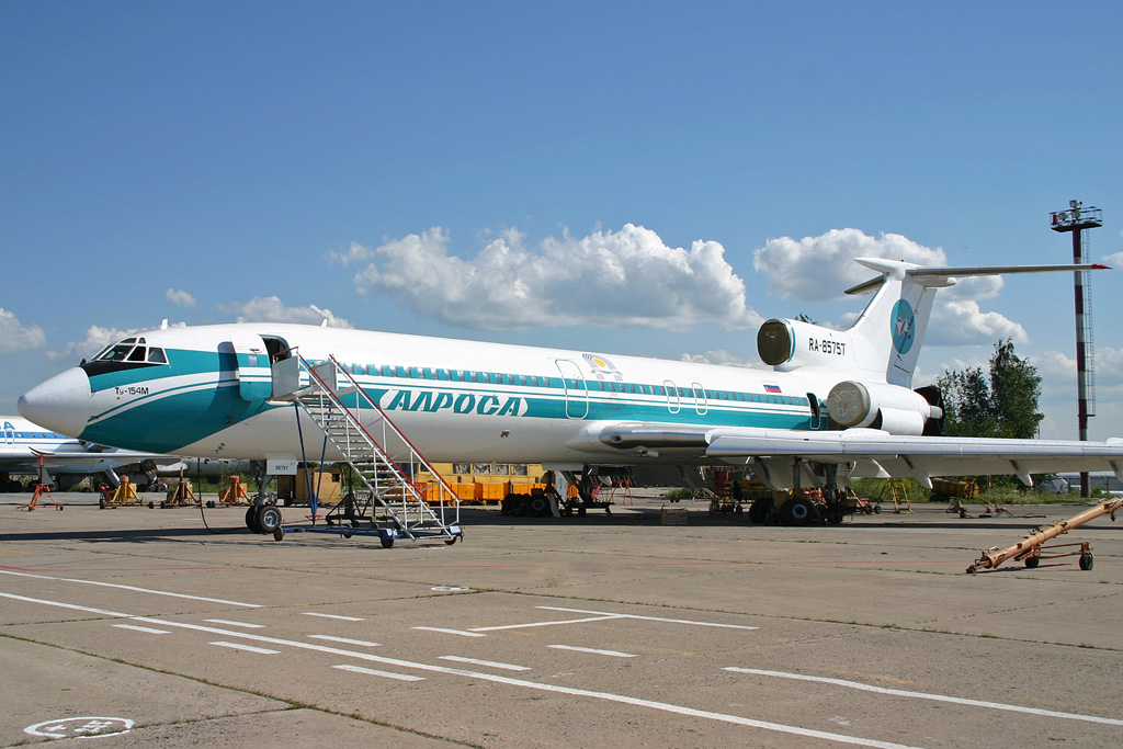 RA-85757 · Tupolev Tu-154M · (VKO / UUWW)