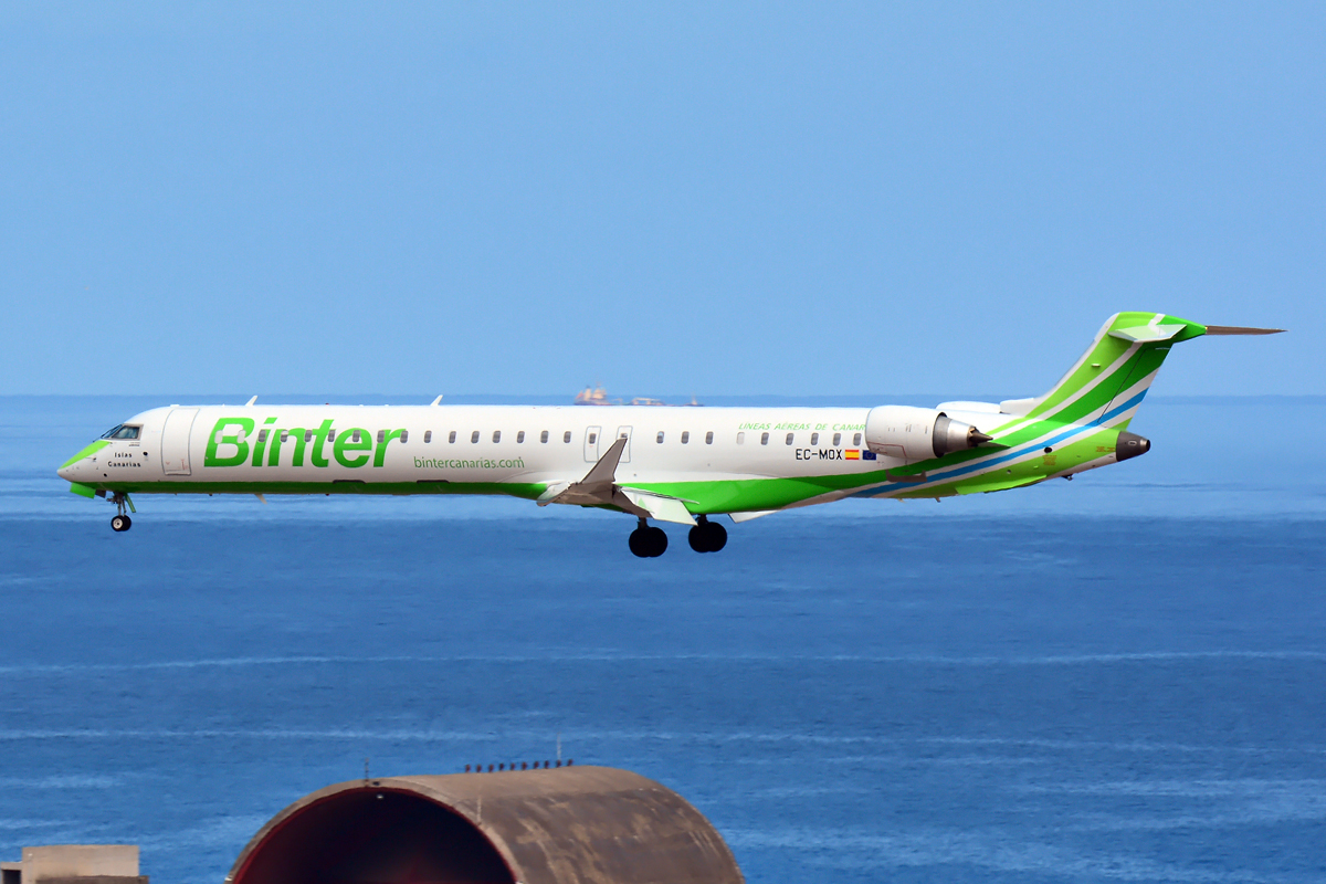 EC-MOX · Bombardier CRJ-1000 · (LPA / GCLP)