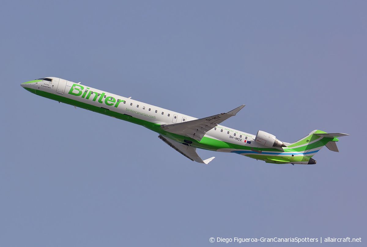 9H-MOX · Bombardier CRJ-1000 · (LPA / GCLP)