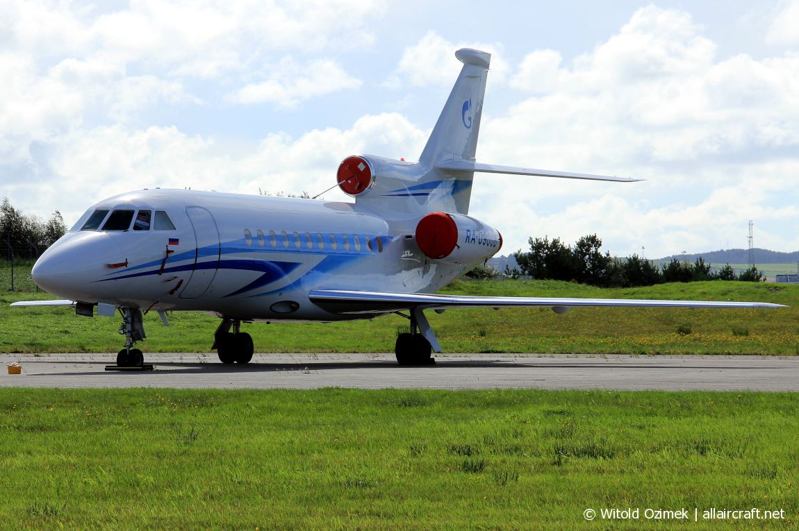 RA-09008 · Dassault Falcon 900EX · (SVG / ENZV)