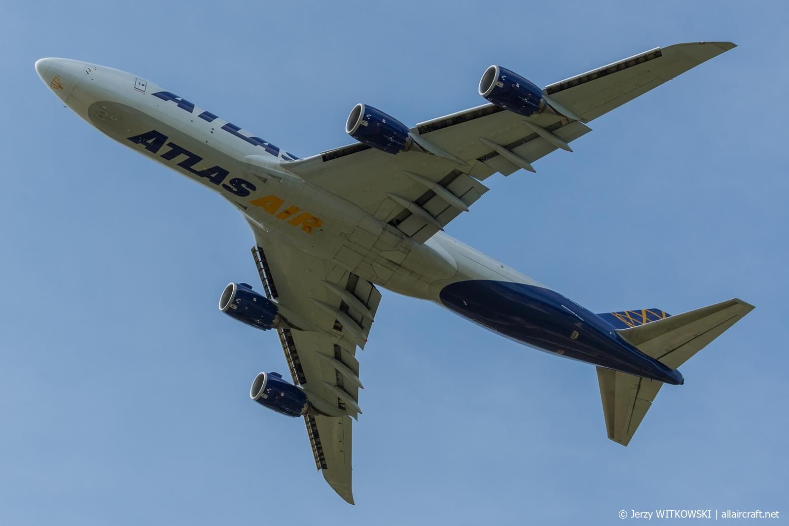 N429MC · Boeing 747-481(BCF) · (RZE / EPRZ)