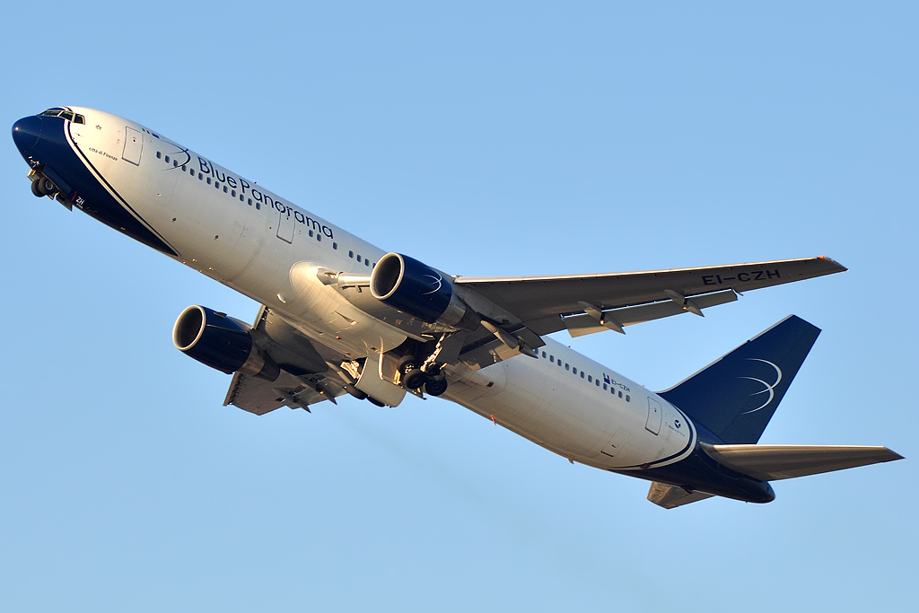 EI-CZH · Boeing 767-3G5/ER · (VRN / LIPX)