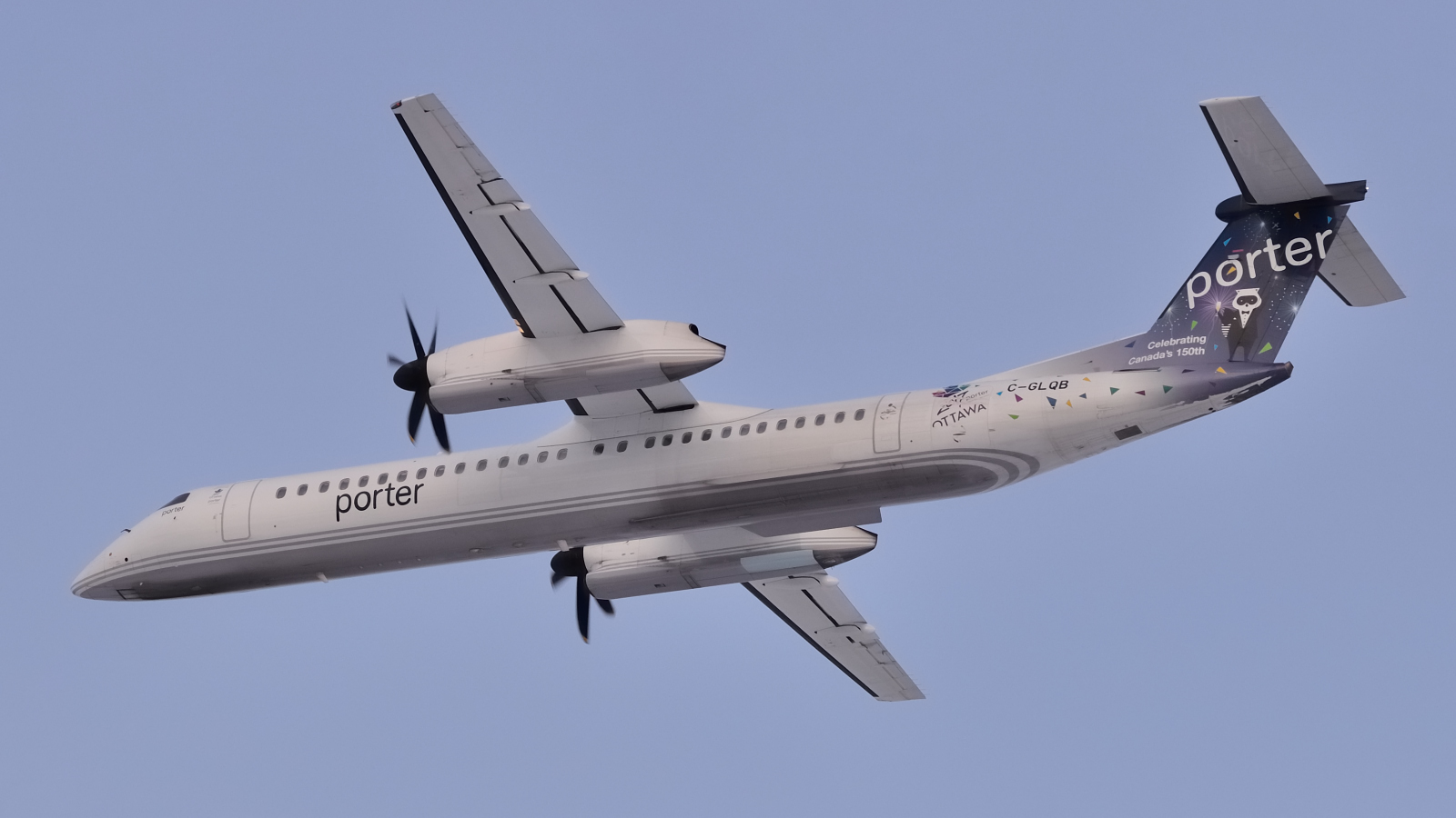 C-GLQB · Bombardier Dash 8-Q402 · (YUL / CYUL)