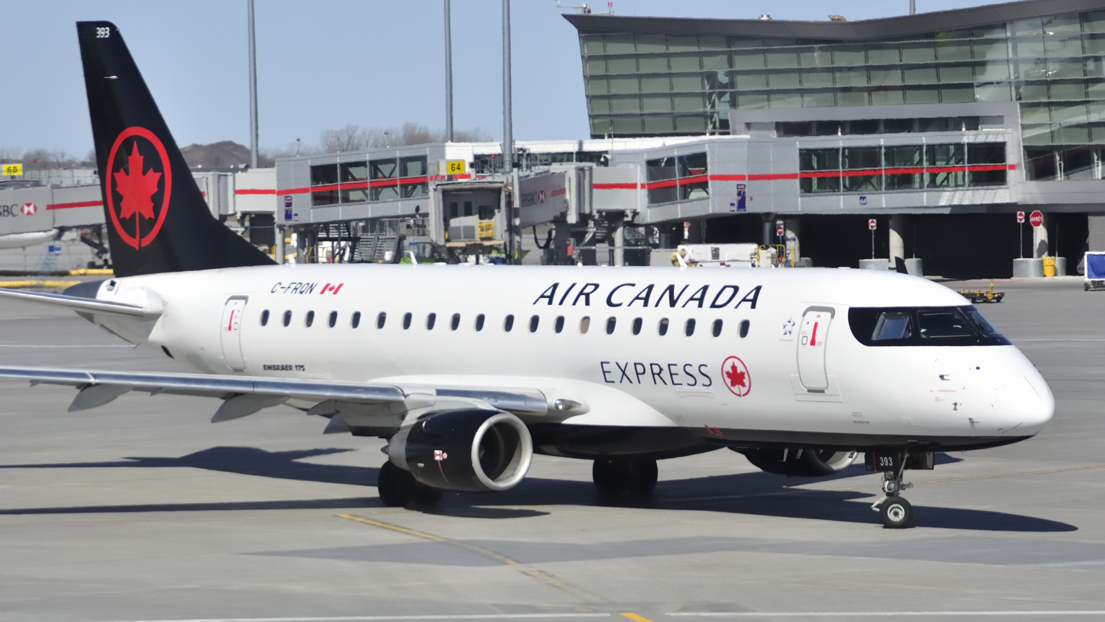 C-FRQN · Embraer 170-200LR · (YUL / CYUL)