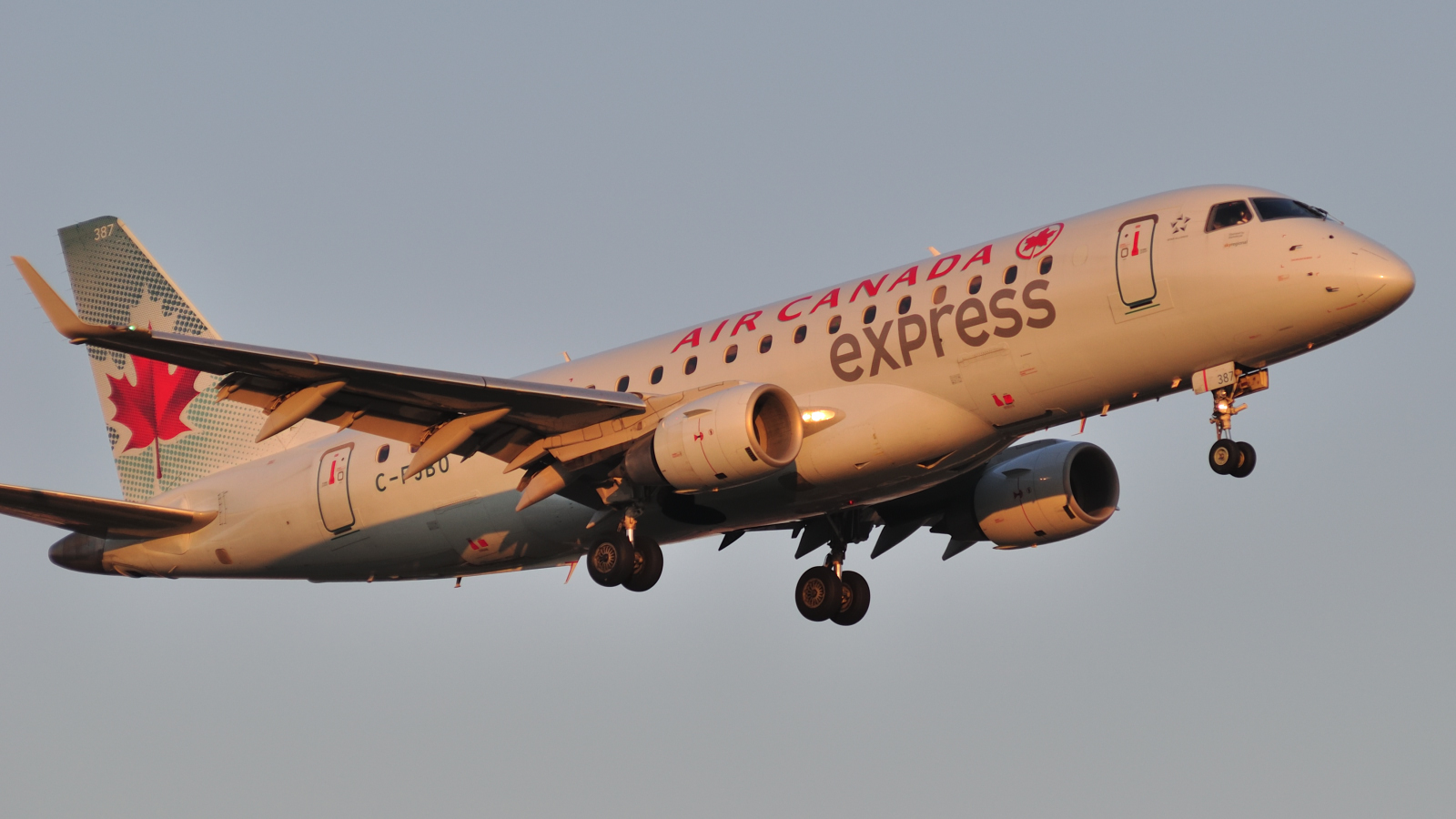 C-FJBO · Embraer 170-200SU · (YUL / CYUL)