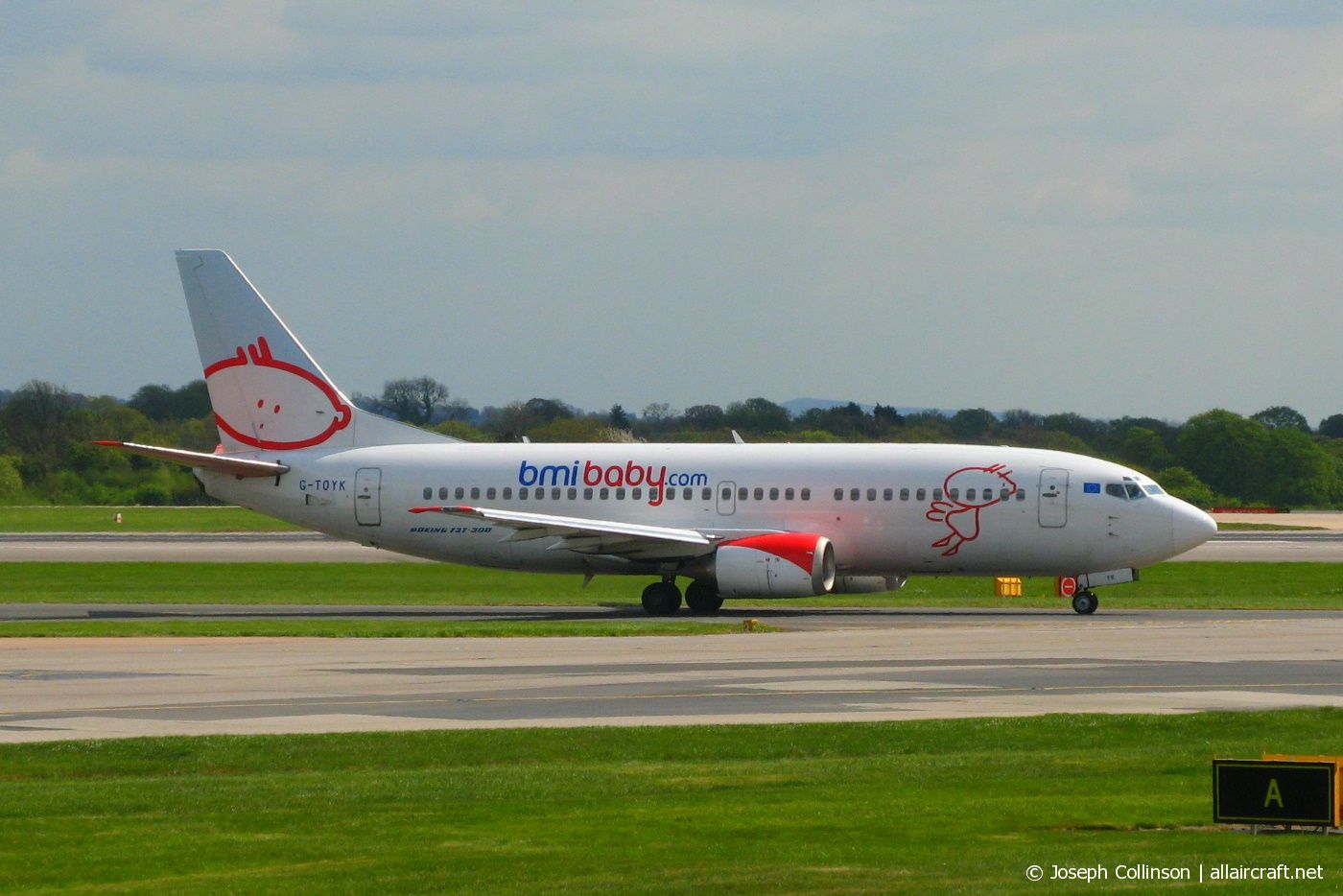 G-TOYK · Boeing 737-33R · (MAN / EGCC)