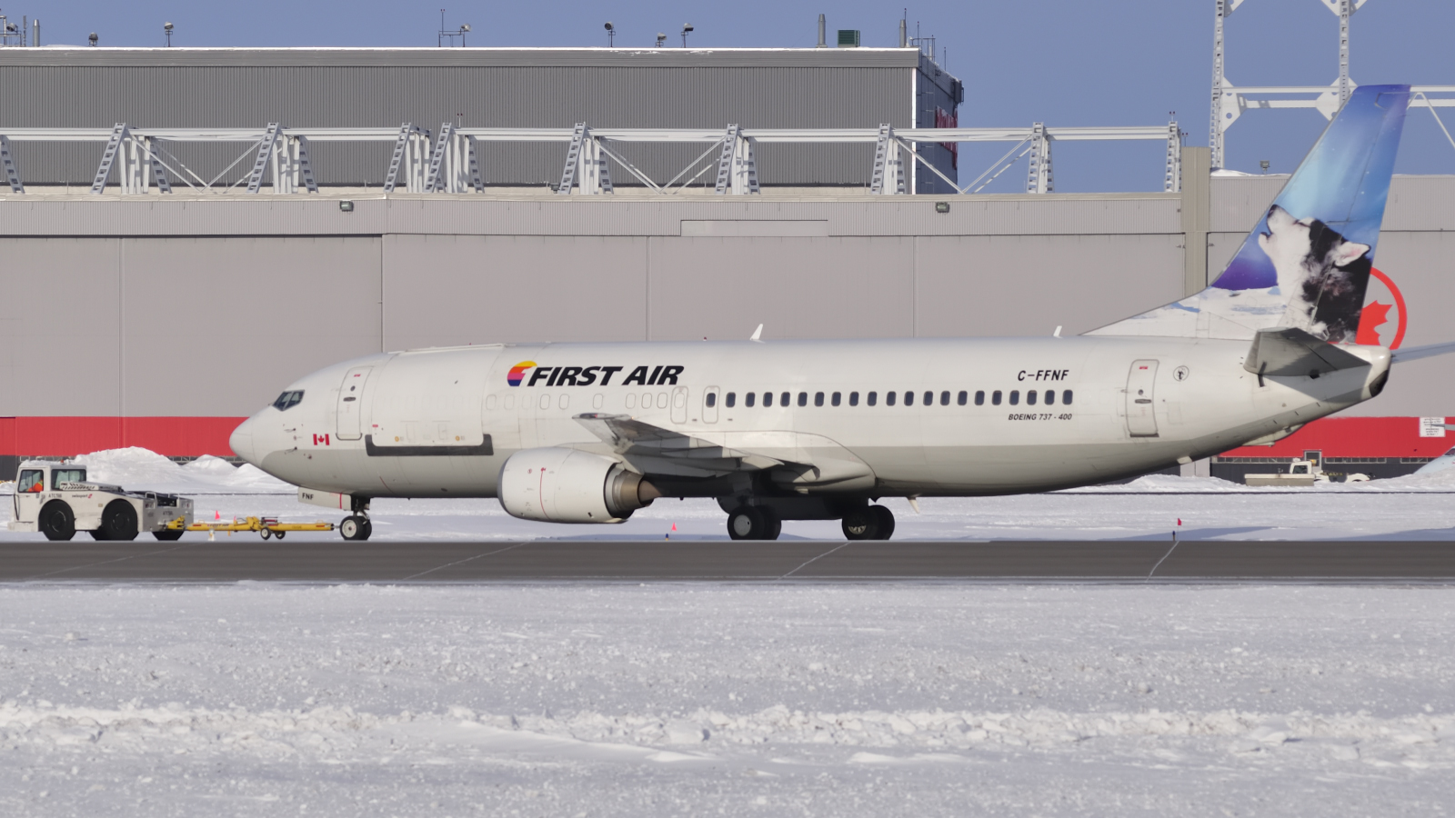 C-FFNF · Boeing 737-406 · (YUL / CYUL)