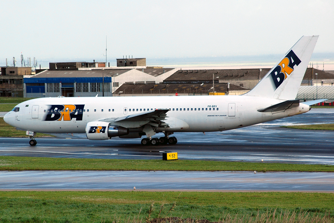 PR-BRV · Boeing 767-231/ER · (LIS / LPPT)