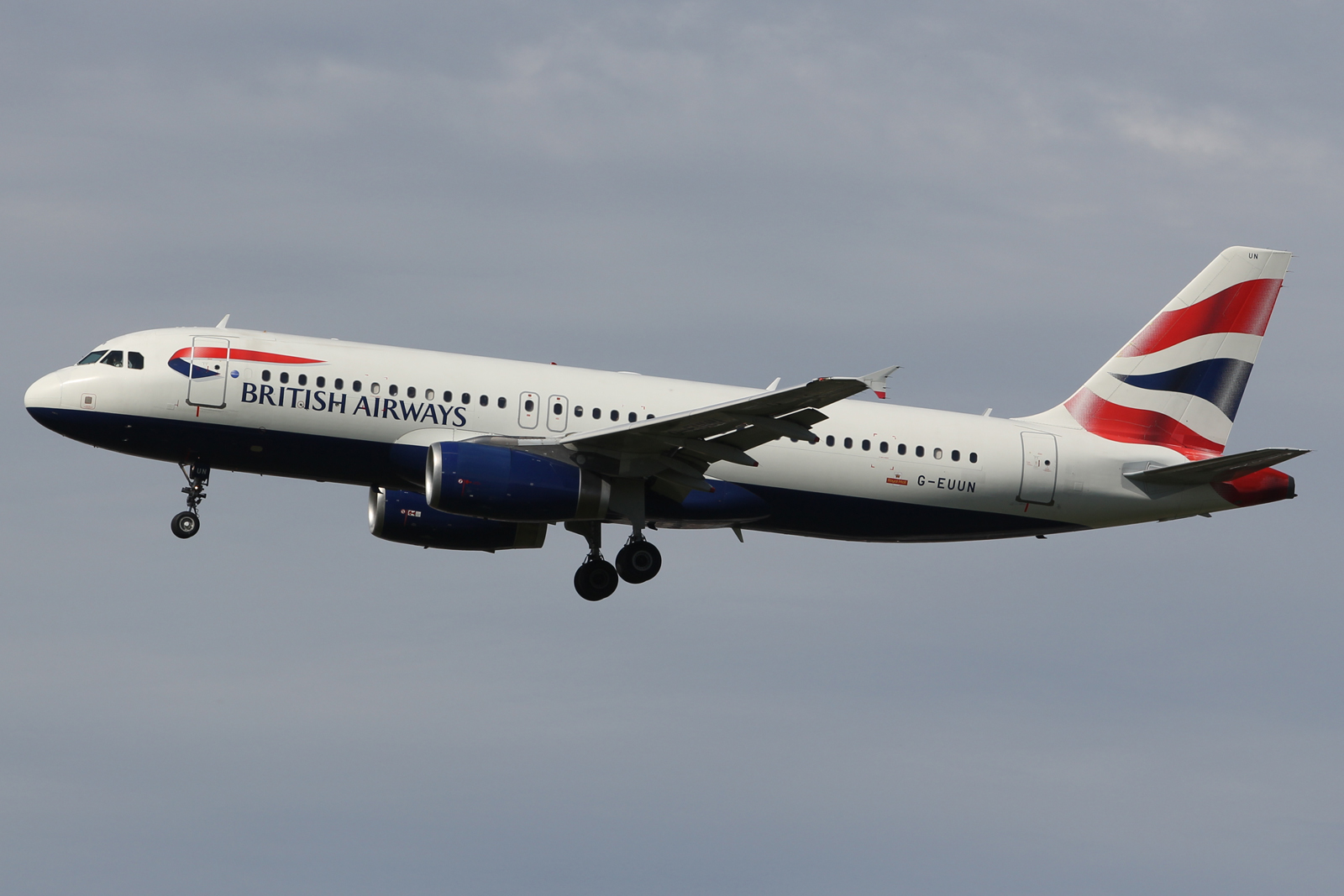 G-EUUN · Airbus A320-232 · (LHR / EGLL)