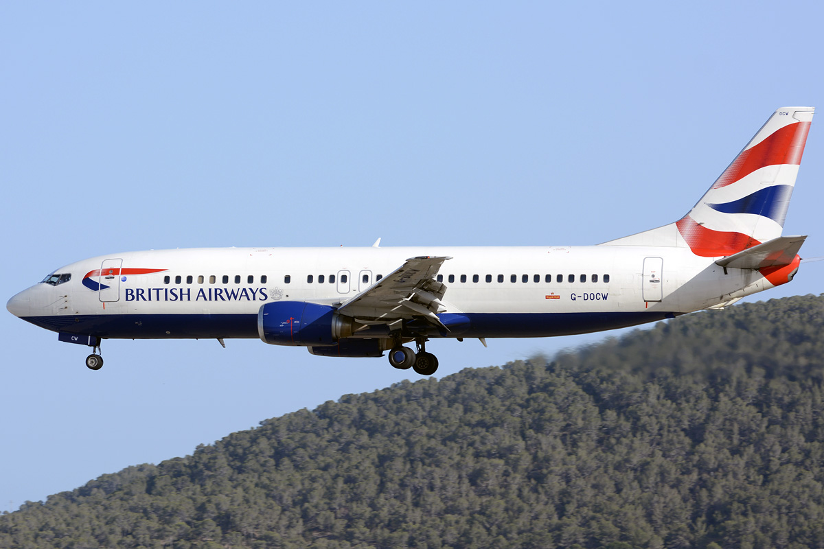 G-DOCW · Boeing 737-436 · (IBZ / LEIB)