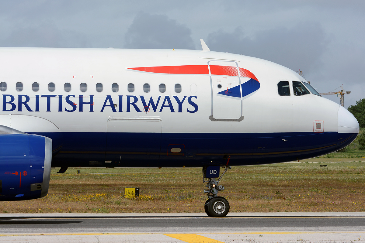 G-EUUD · Airbus A320-232 · (LIS / LPPT)