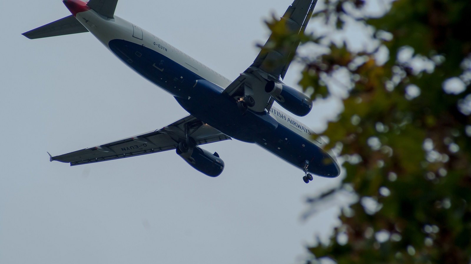 G-EUYN · Airbus A320-232 · (MAN / EGCC)
