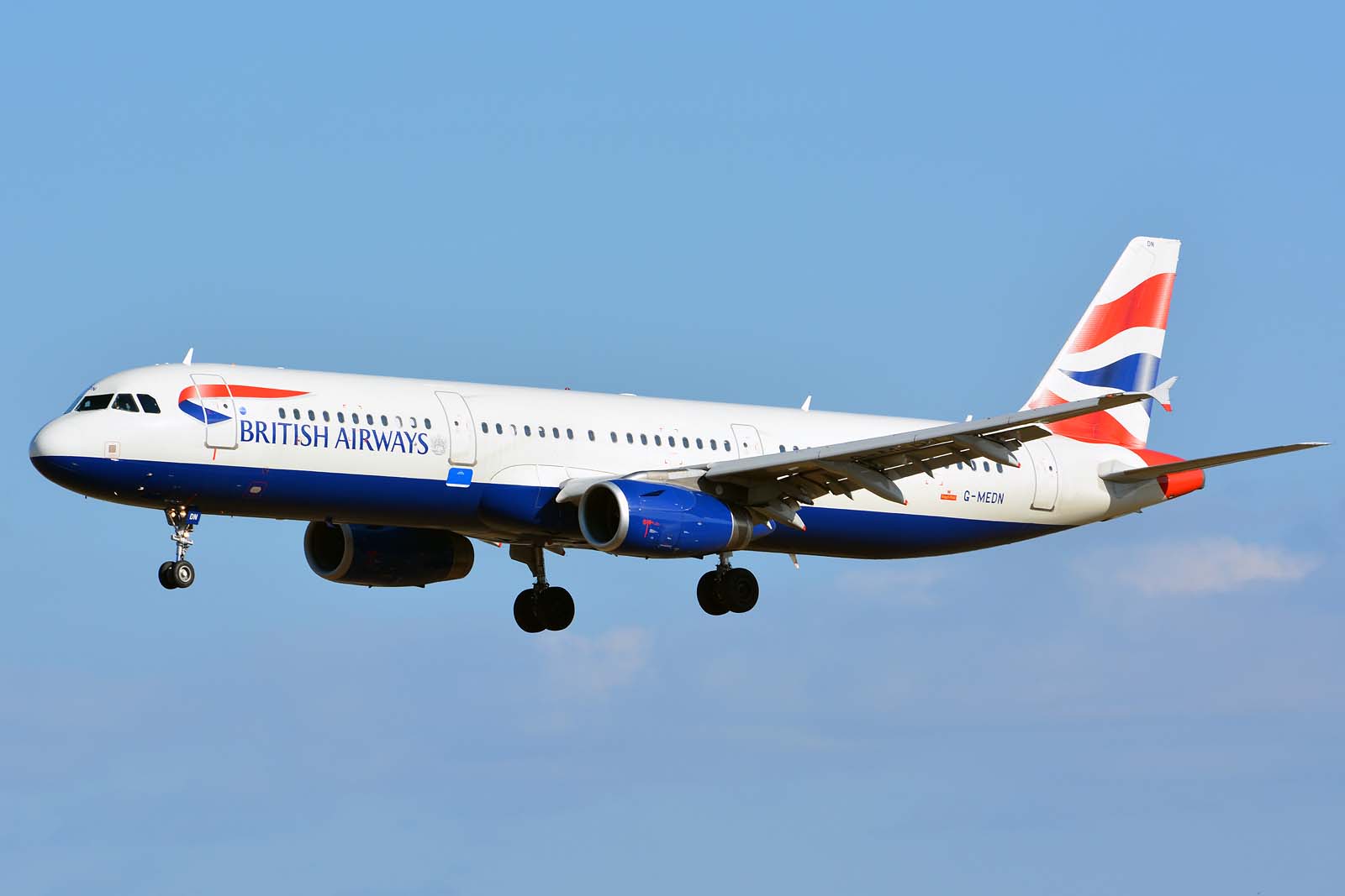 G-MEDN · Airbus A321-231 · (LIS / LPPT)