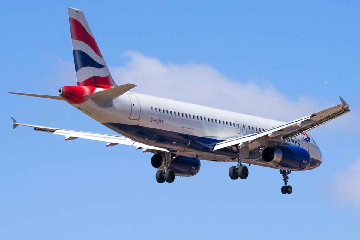 G-EUYF · Airbus A320-232 · (LPA / GCLP)