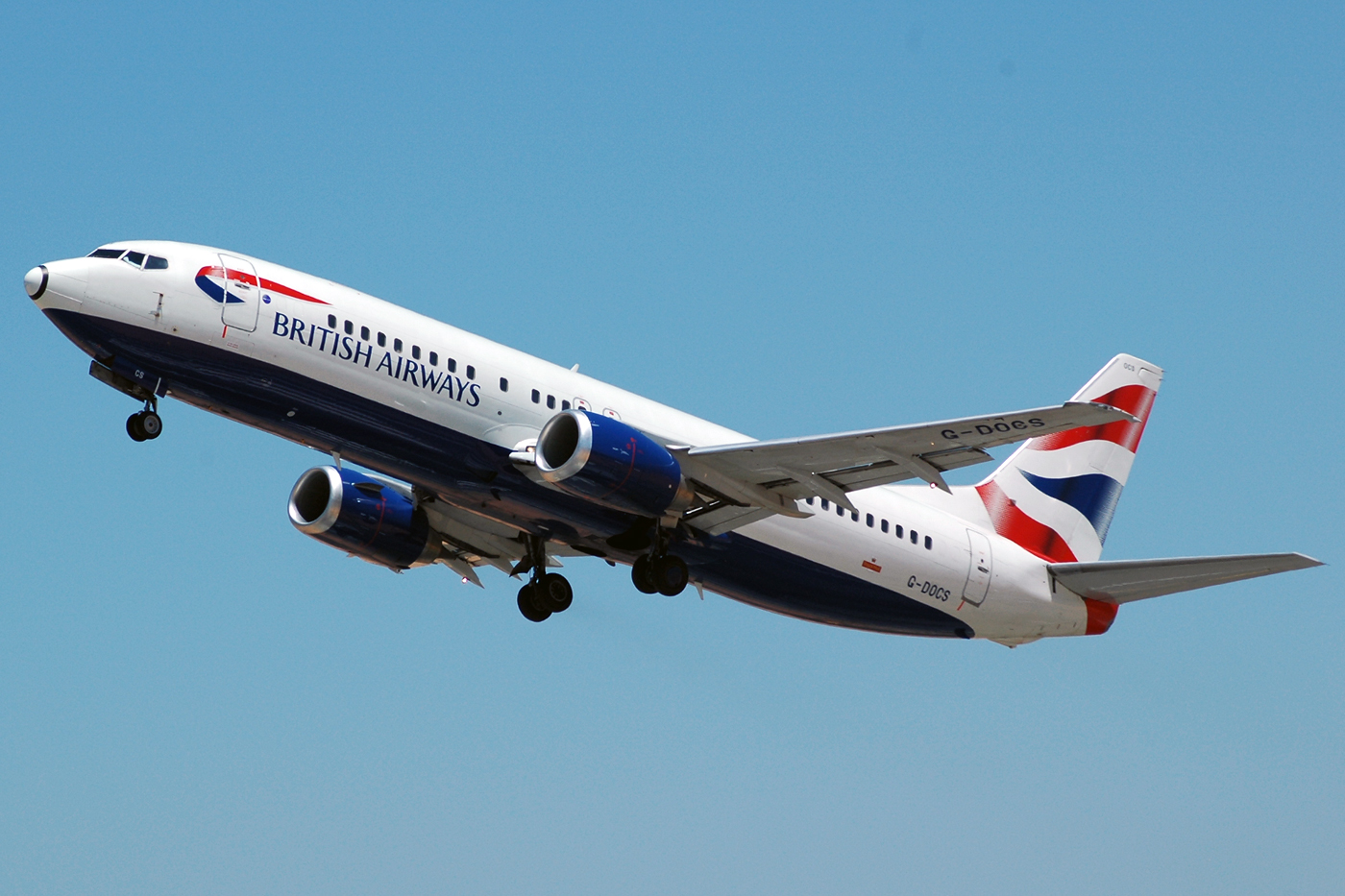 G-DOCS · Boeing 737-436 · (FAO / LPFR)