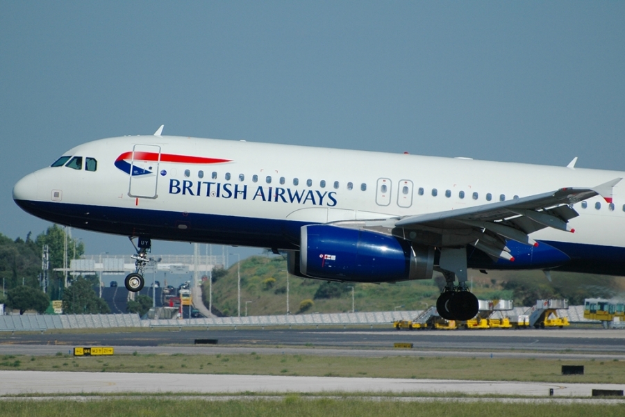 G-EUUT · Airbus A320-232 · (LIS / LPPT)