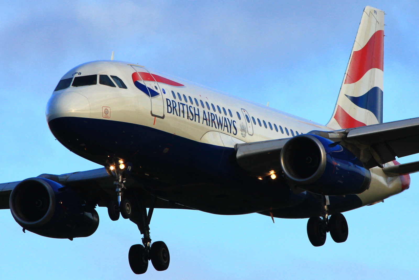 G-EUPB · Airbus A319-131 · (SVG / ENZV)