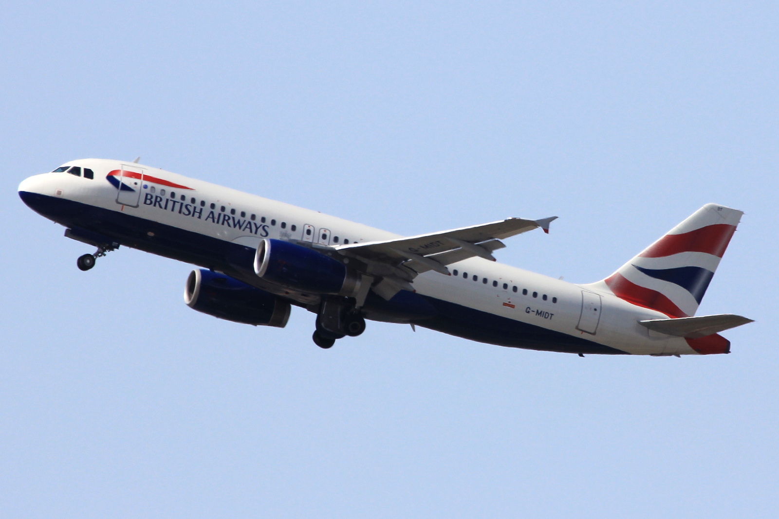 G-MIDT · Airbus A320-232 · (FCO / LIRF)