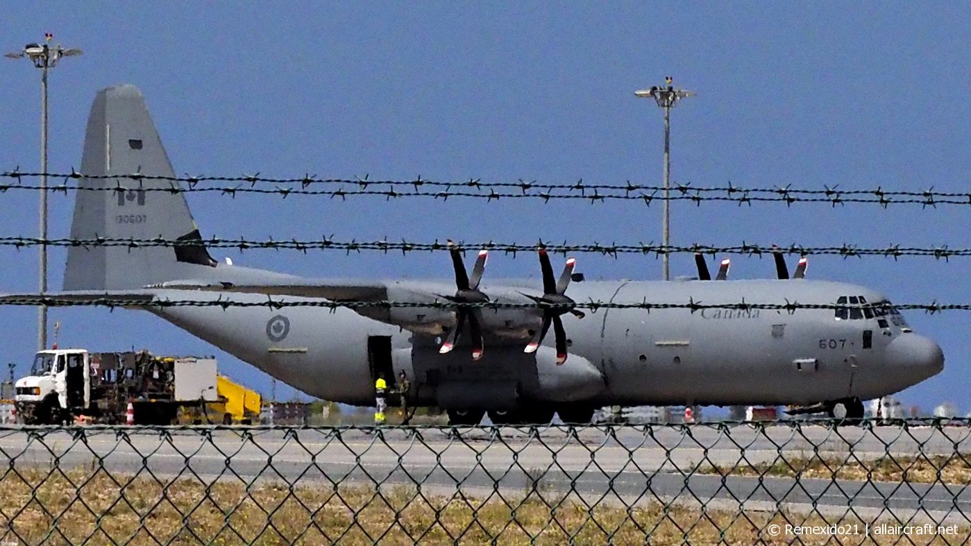 130607 · Lockheed Martin C-130J-30 Hercules · (FAO / LPFR)