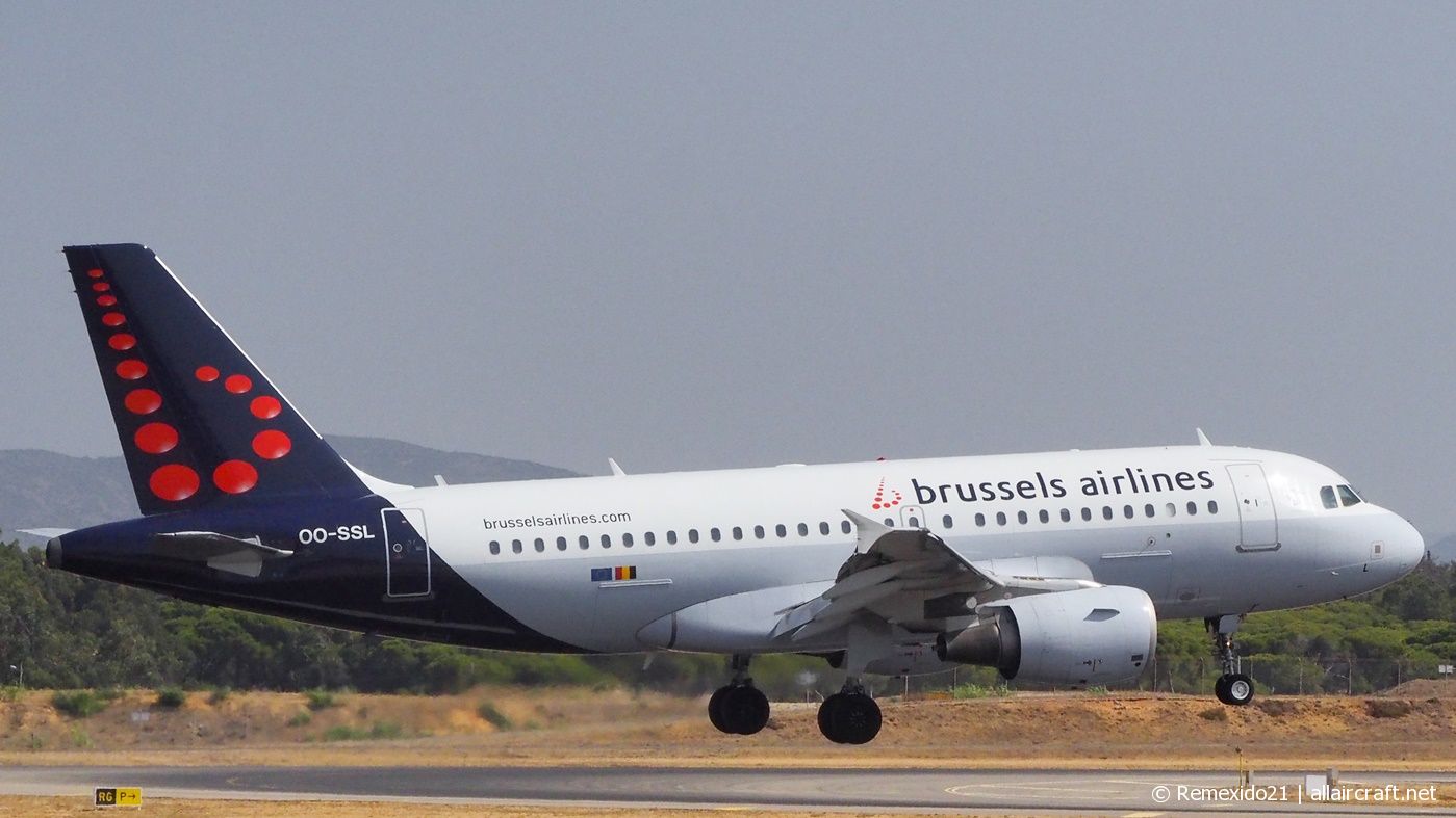 OO-SSL · Airbus A319-111 · (FAO / LPFR)