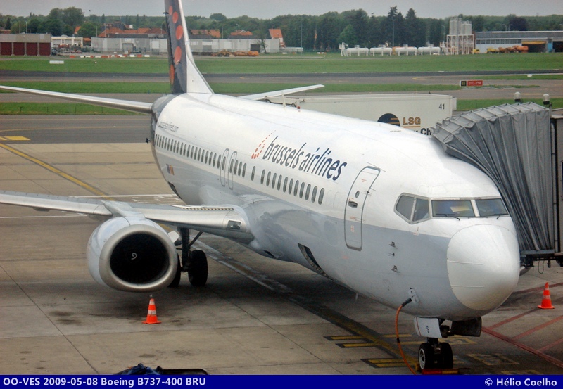 OO-VES · Boeing 737-46Q · (BRU / EBBR)