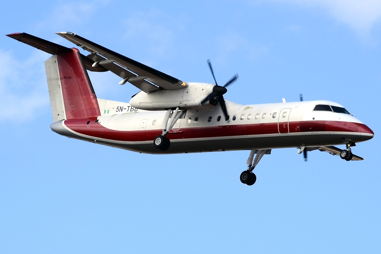 5N-TBB · Bombardier Dash 8-Q315 · (LPA / GCLP)