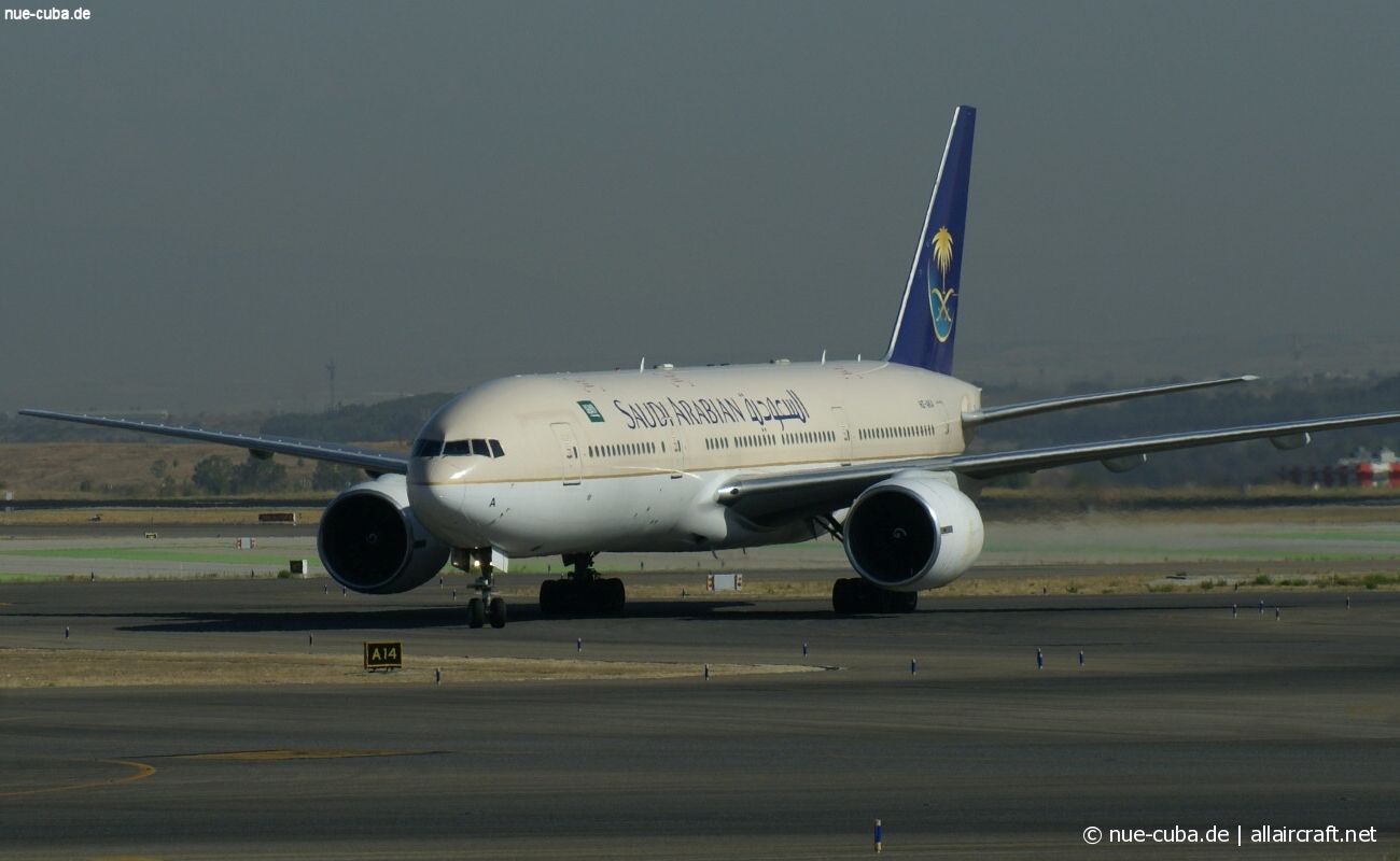 HZ-AKA · Boeing 777-268/ER · (MAD / LEMD)