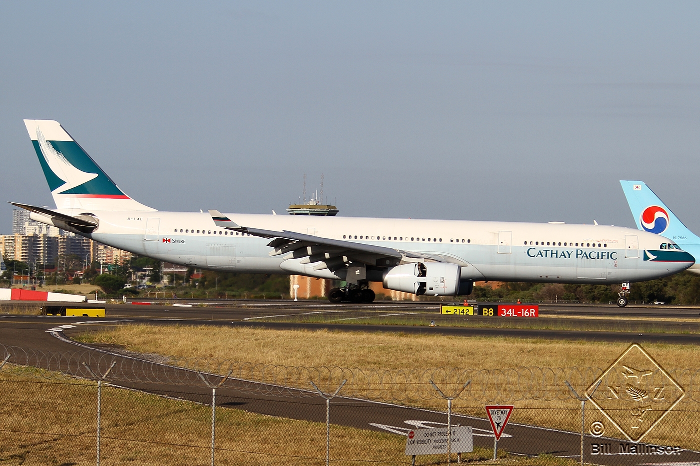 B-LAE · Airbus A330-343 · (SYD / YSSY)
