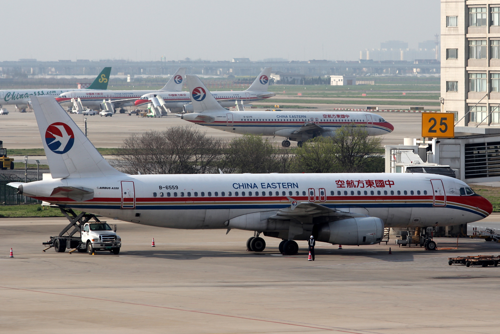 B-6559 · Airbus A320-232 · (PVG / ZSPD)