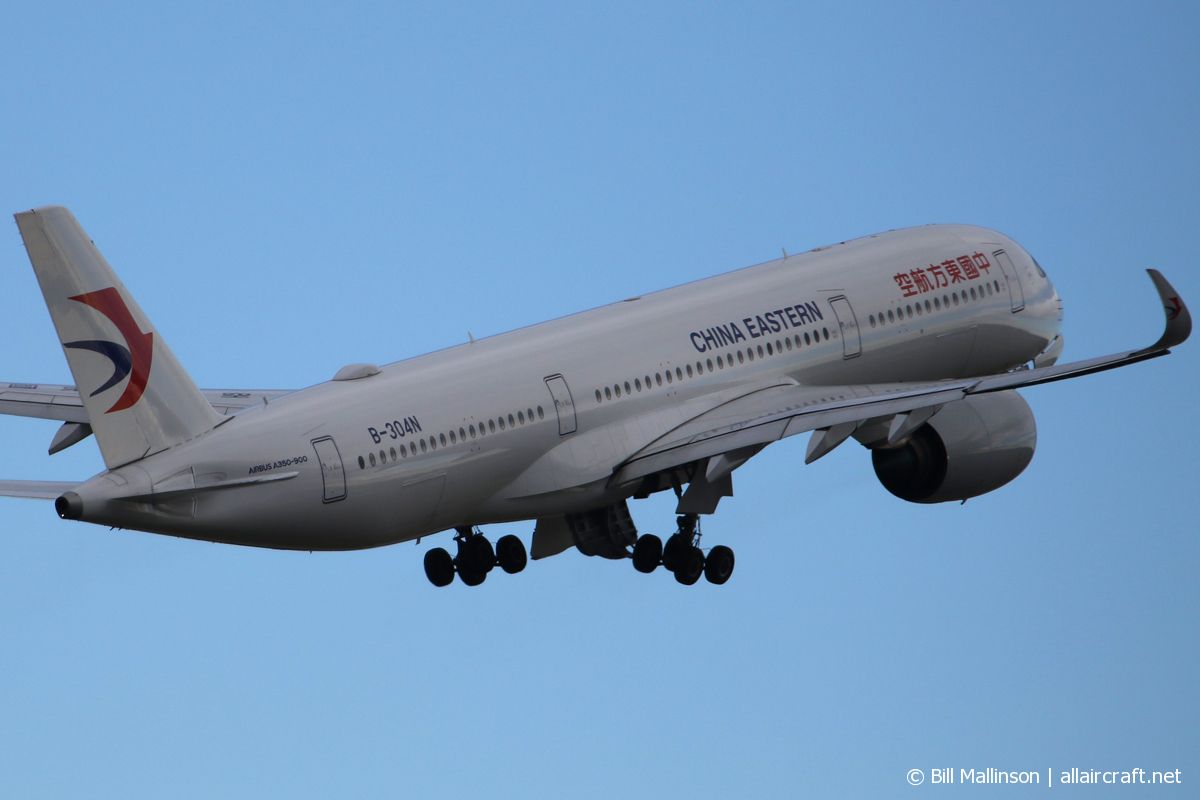 B-304N · Airbus A350-941 · (SYD / YSSY)