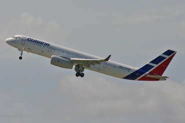 CU-T1702 · Tupolev Tu-204-100E · (HAV / MUHA)