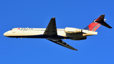N948AT · Boeing 717-2BD · (YUL / CYUL)