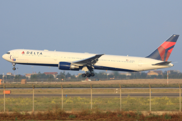 N841MH · Boeing 767-432/ER · (FCO / LIRF)