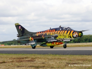 707 · Sukhoi Su-22UM3K Fitter G · (GKE / ETNG)