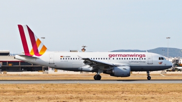 D-AKNH · Airbus A319-112 · (FAO / LPFR)
