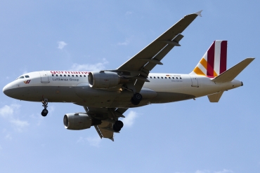 D-AKNN