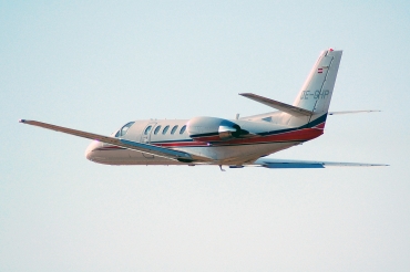 OE-GHP · Cessna 550B Citation Bravo · (FAO / LPFR)